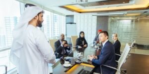 Read more about the article Innovative Small Business Ideas in UAE for Entrepreneurs in 2025