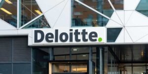 Read more about the article Deloitte to Refund AU$440K After AI Report Error