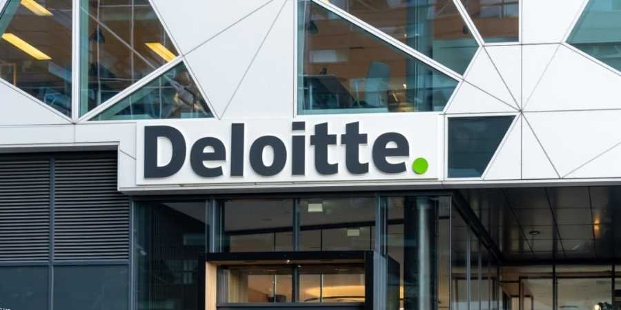 Deloitte to Refund AU$440K After AI Report Error