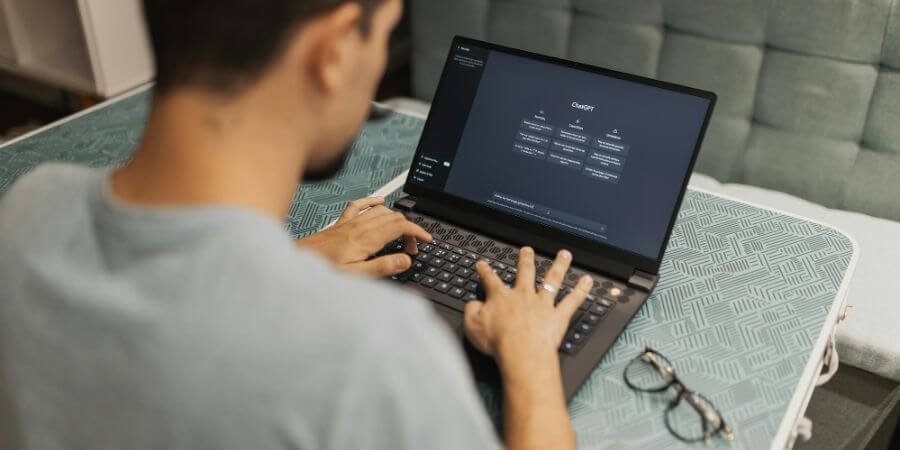 You are currently viewing Ex-OpenAI and DeepMind Researchers Raise $300M to Advance Autonomous Science